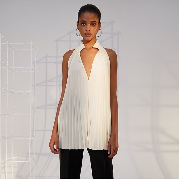 Aritzia Babaton Guell Flowy Sleeveless Blouse in White/Cream - XXS - Picture 3 of 15